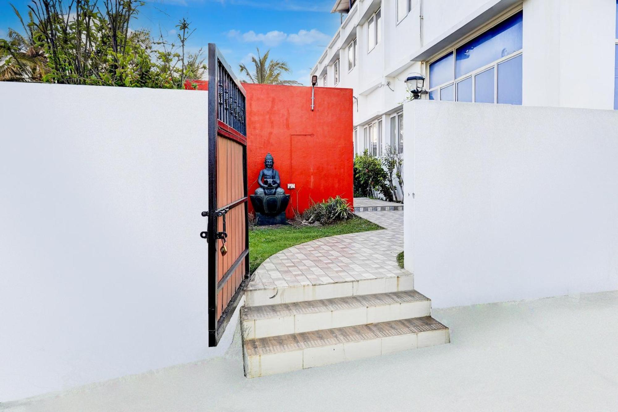 Super Collection O Nibav Beach View Chennai Exterior foto