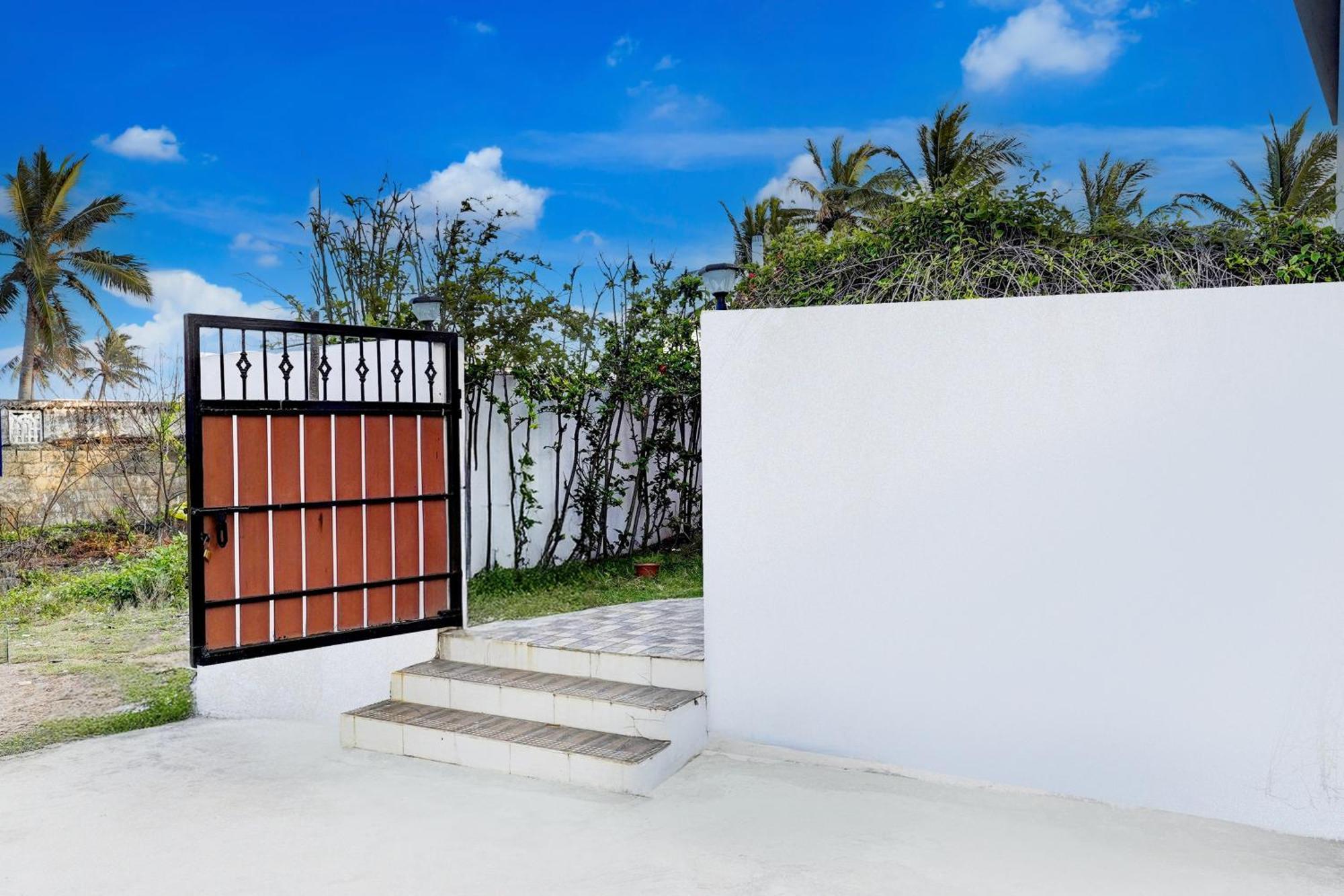 Super Collection O Nibav Beach View Chennai Exterior foto