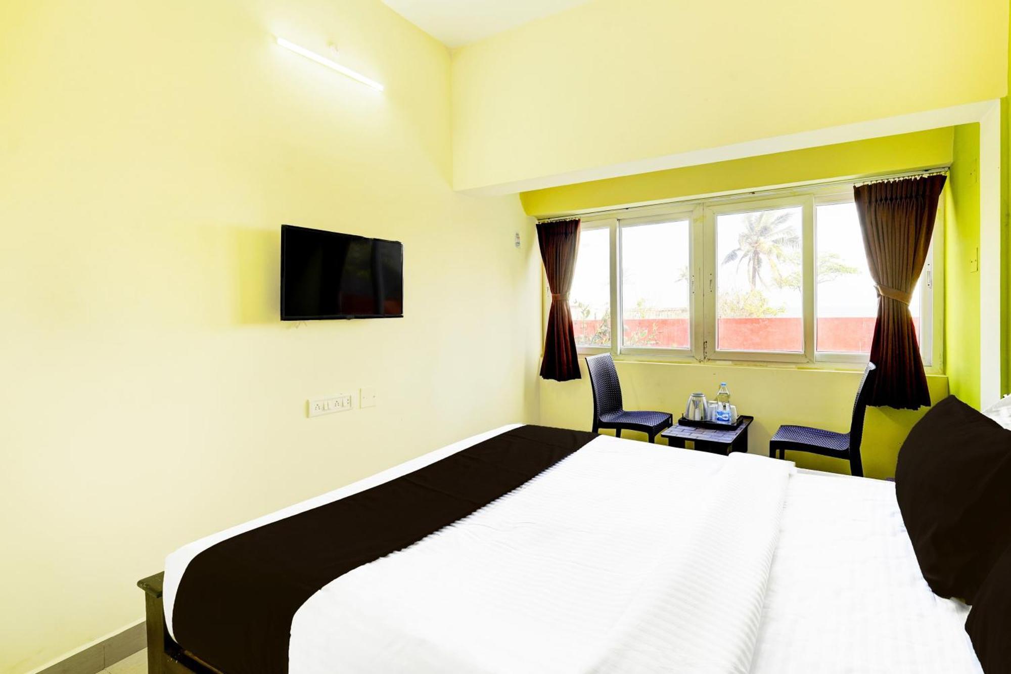 Super Collection O Nibav Beach View Chennai Exterior foto